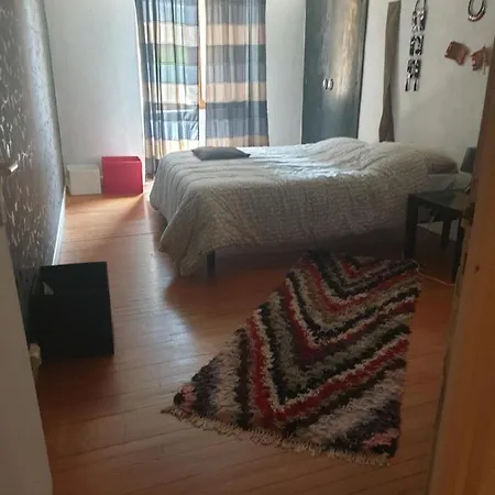 Vakantiehuis La Maison Du Voyage Saint-Geniez-dʼOlt